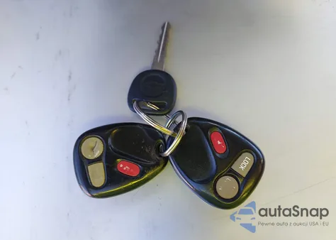 2000 Chevrolet Silverado 1500 Ls z USA, uszkodzony, nr VIN 2GCEC19TXY1404438